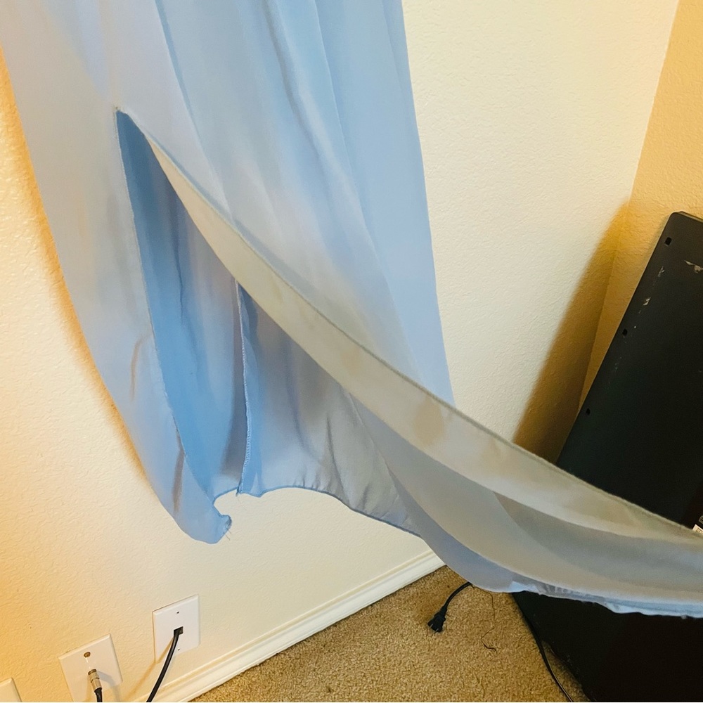 Baby blue dress - Picture 2 of 4